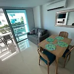 Hermoso Apartamento Con Salida Directa Al Mar